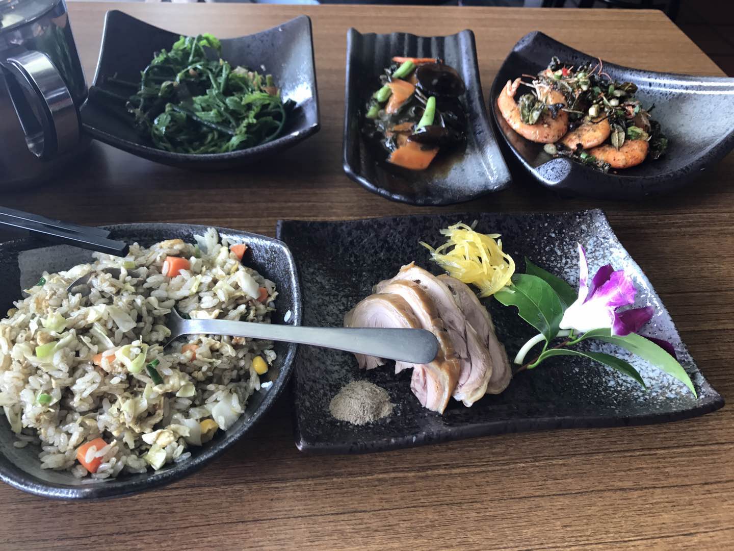 14.美食.JPG
